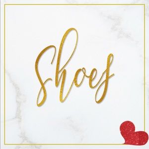 Come Look At These Shoes!❤️